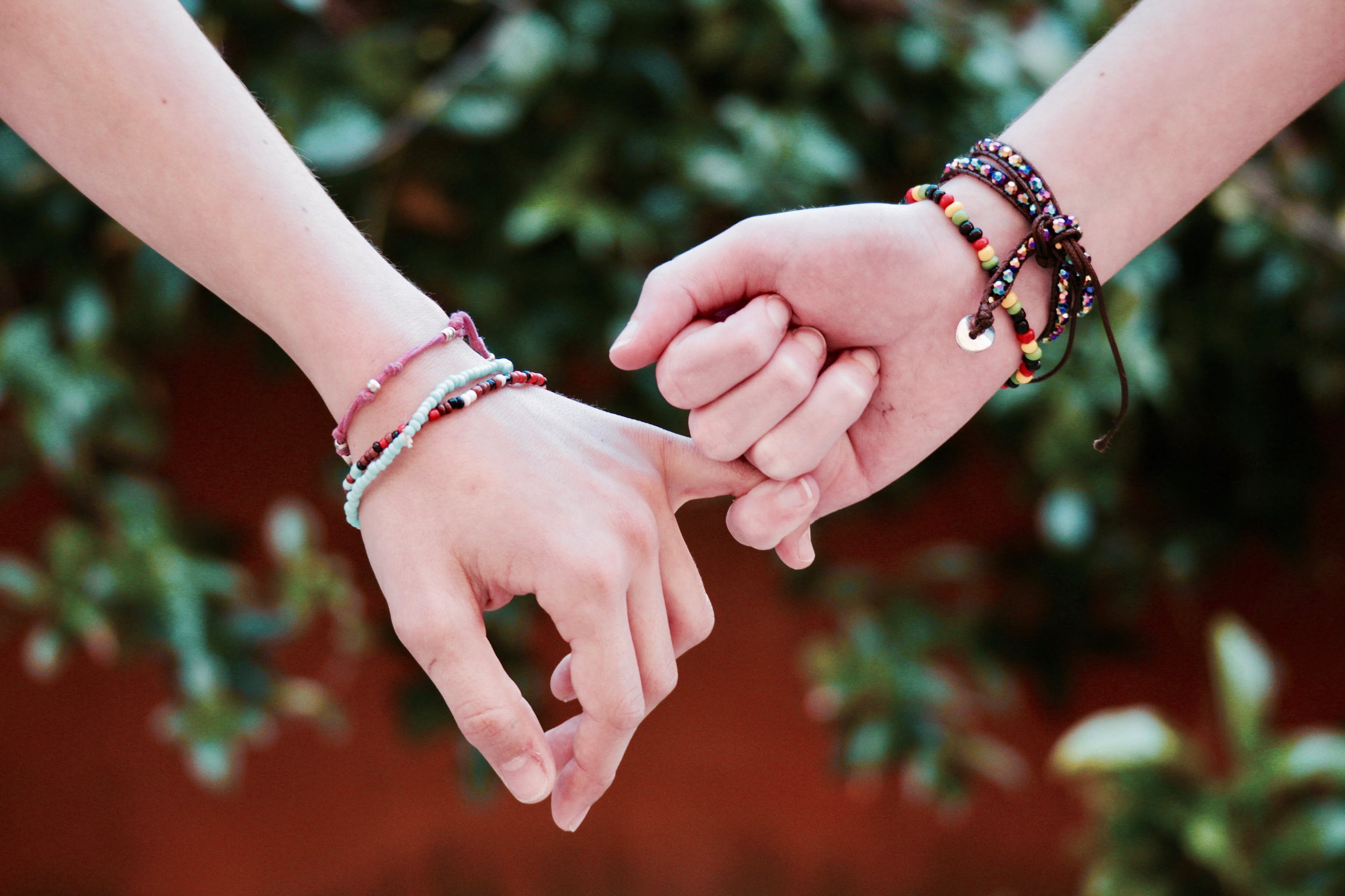 The Best Friendship Bracelet Kits