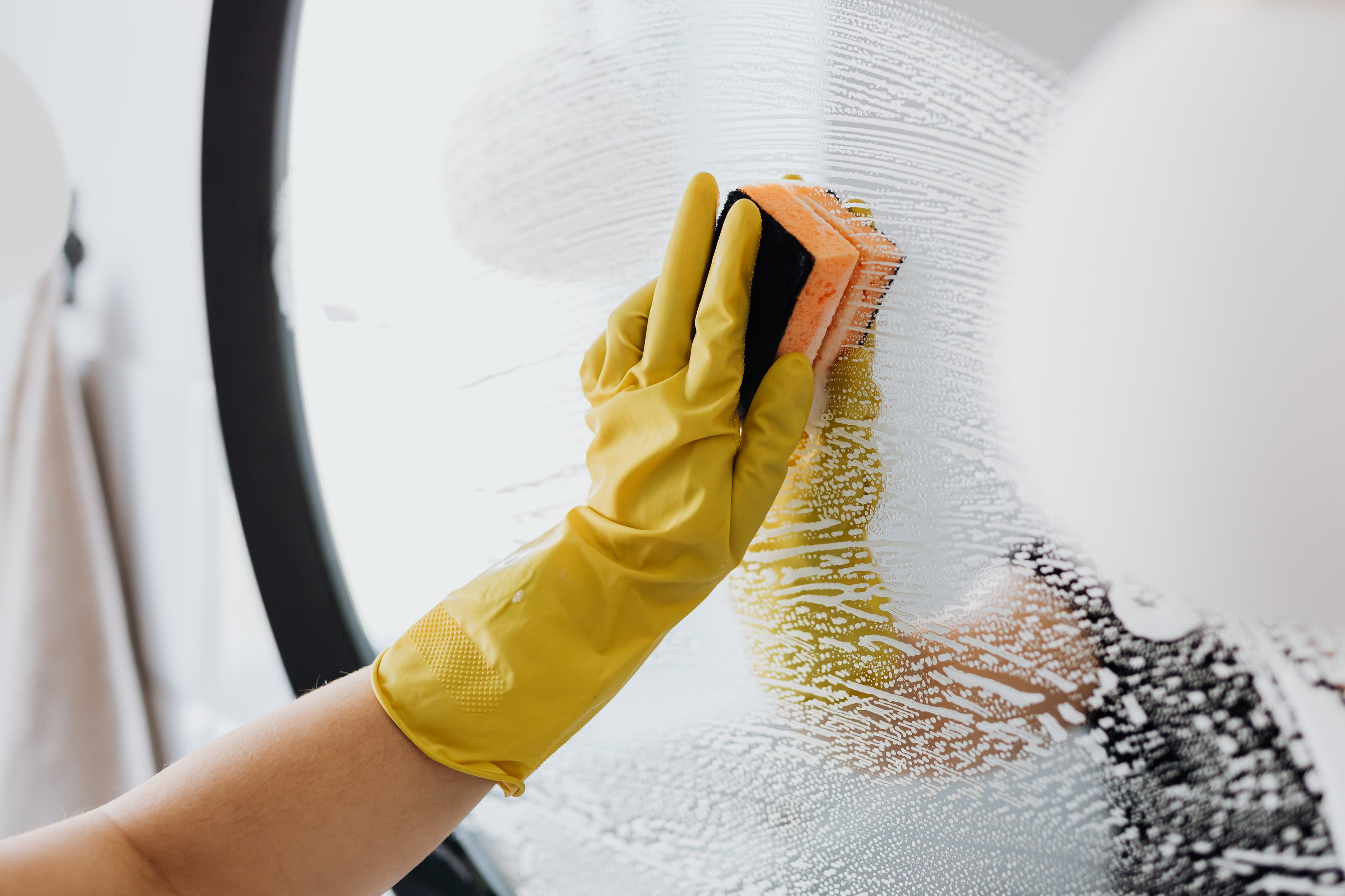 The Best Rubber Gloves for Cleaning