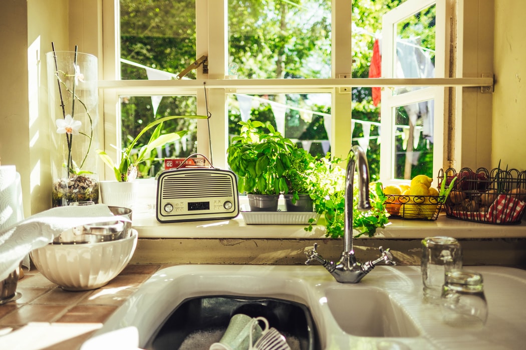 The Best Sponge Holders for Your Sink