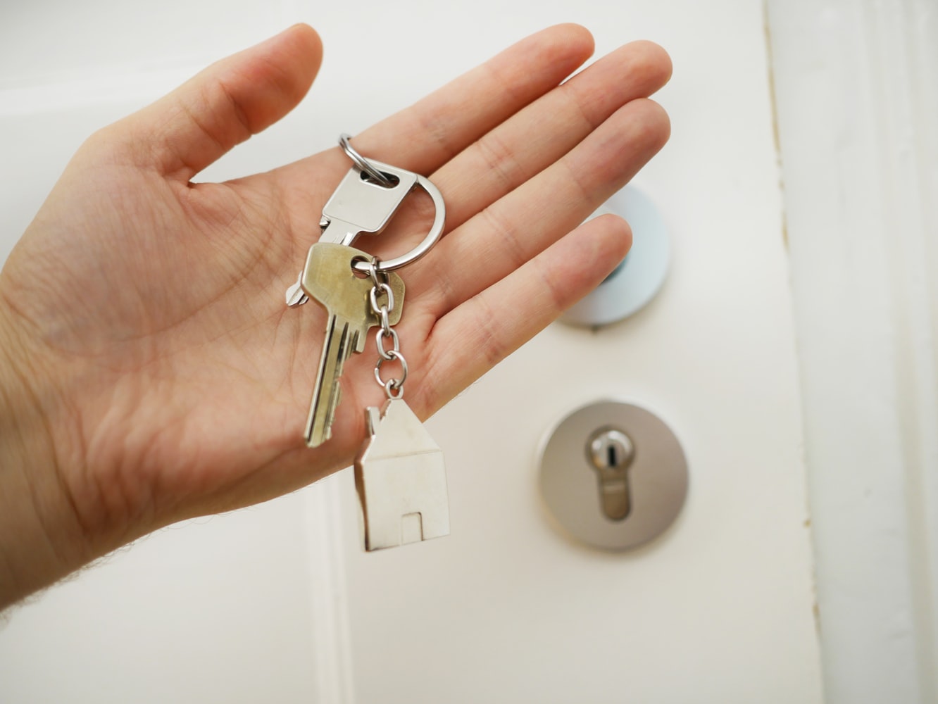 The Best Key Hooks For Your Entryway
