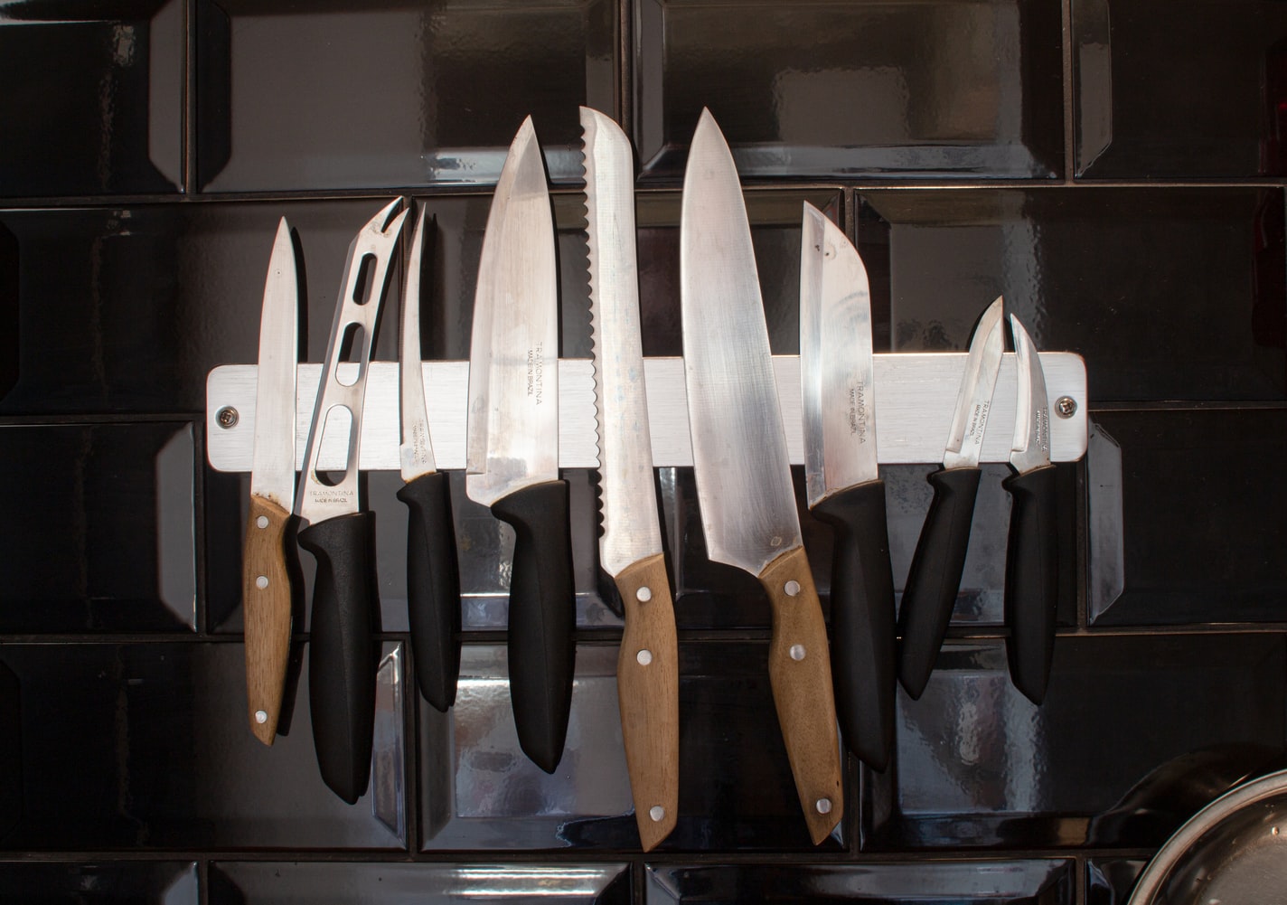 The Best Magnetic Knife Strips for Your Kitchen