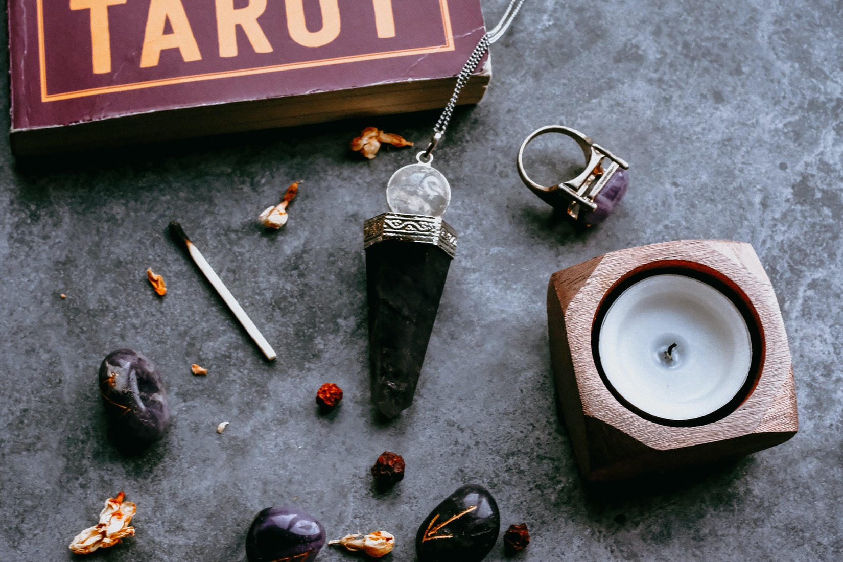 The Best Crystal Necklaces