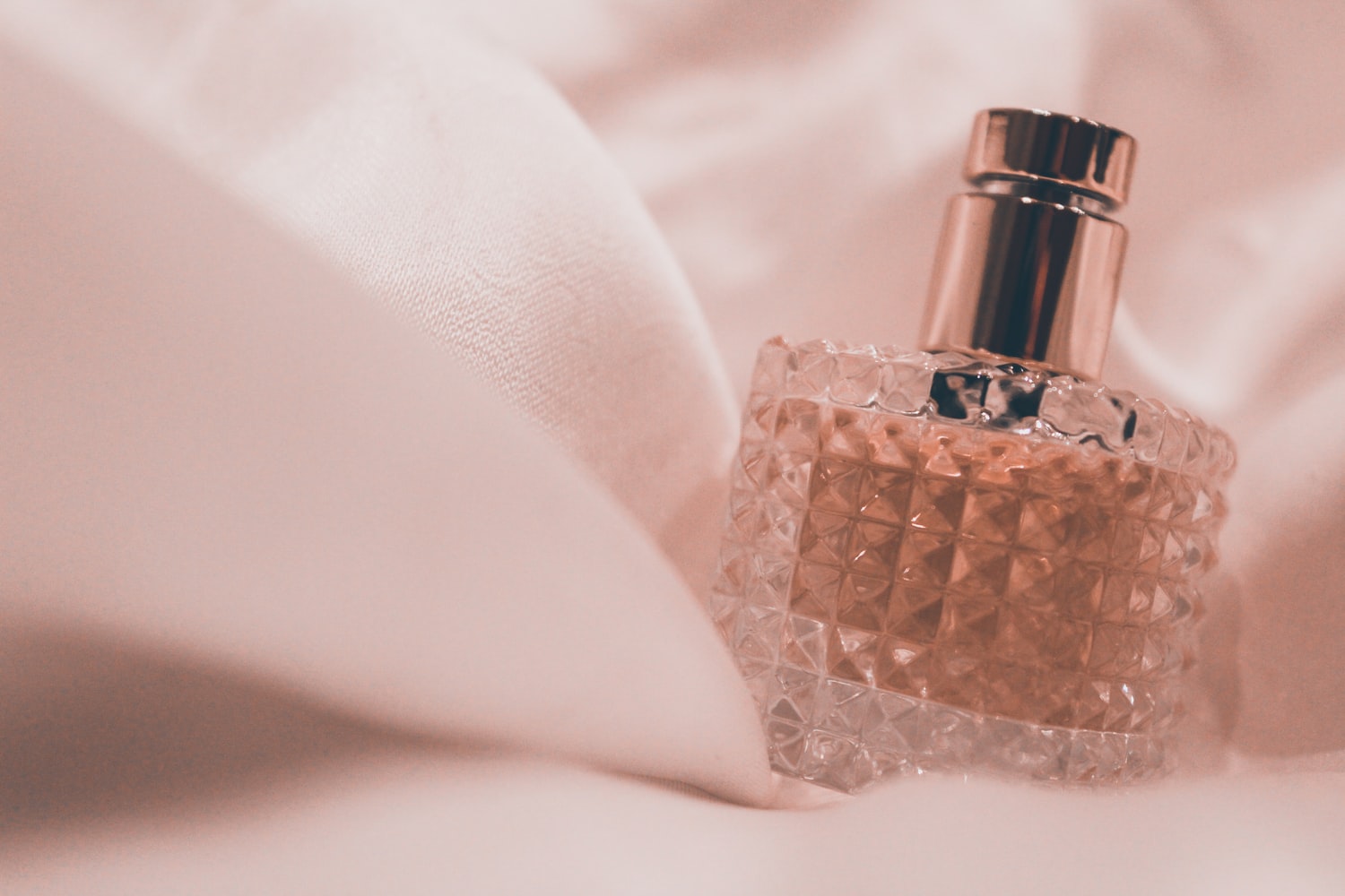 The Best Celebrity Perfumes