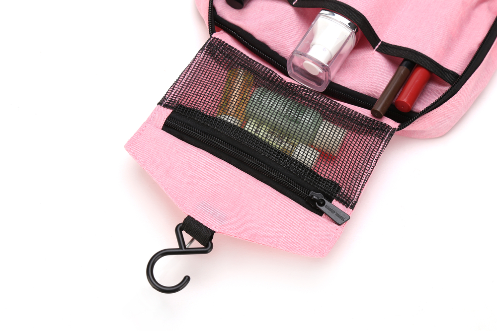 The Best Hanging Toiletry Bags